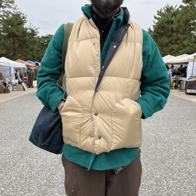 SIERRA DESIGNS × BEAMS PLUS＞別注 REVERSIBLE DOWN VEST：今シーズン