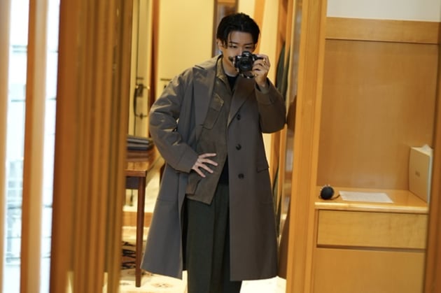 Tito Allegrettoウールカシミヤベルトテッドコート48美品BEAMS Tito Allegrettoウールカシミヤベルトテッドコート48美品BEAMS