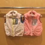 可愛いベスト入荷いたしました。