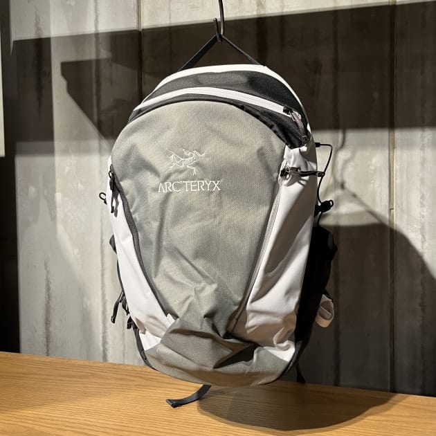 ARC'TERYX BEAMS 侘び寂び Mantis 26L Backpack - starrvybzonline.com