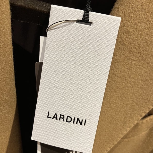 ＜LARDINI＞ウールメルトン スポルベリーノコート