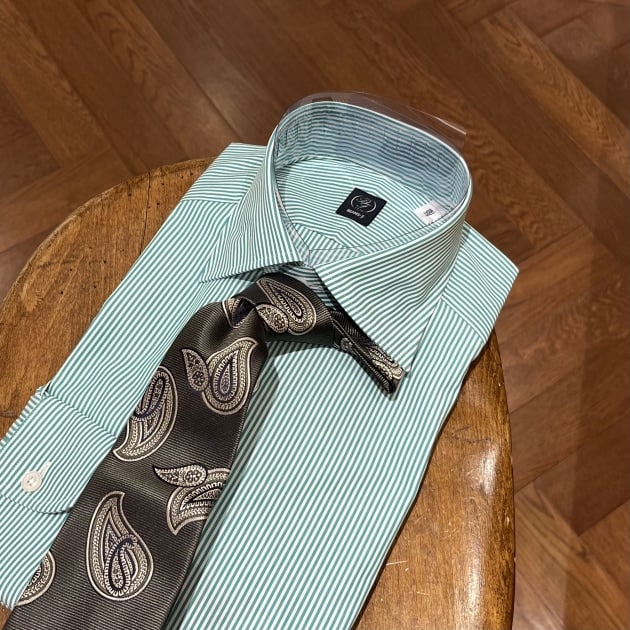 Holliday & Brown／ジャガードタイ／スクエアモチーフ／グリーン NEW ARRIVALS〈Holliday & Brown〉paisley ties｜ビームスF