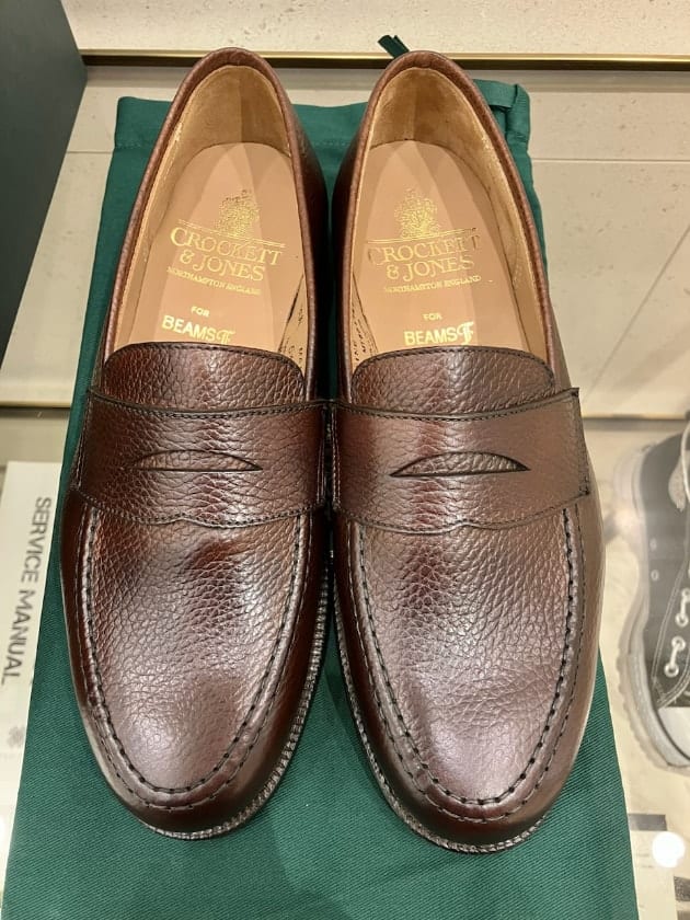 CROCKETT & JONES〉スタッフ高橋企画のローファー購入しました 