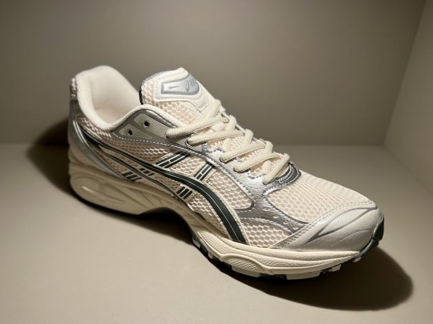 大人気【ASICS/GEL KAYANO14】を解説！！｜ビームス 奈良｜BEAMS