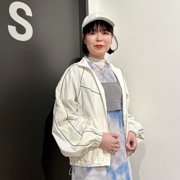 美品 Ray BEAMS パイピング ジップ スカート ホワイト 0 - メルカリ