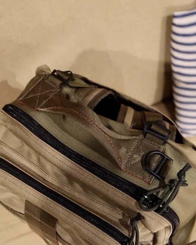 BRIEFING” ”KHAKI” ”Made in U.S.A”｜BEAMS PLUS（ビームス プラス 