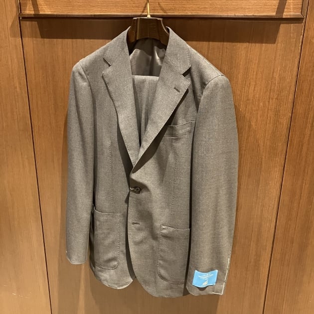 BEAMS F＞EASY ソリッドスーツ｜ビームス 立川｜BEAMS