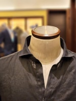 この時期のあの季節のシャツが入荷しました。