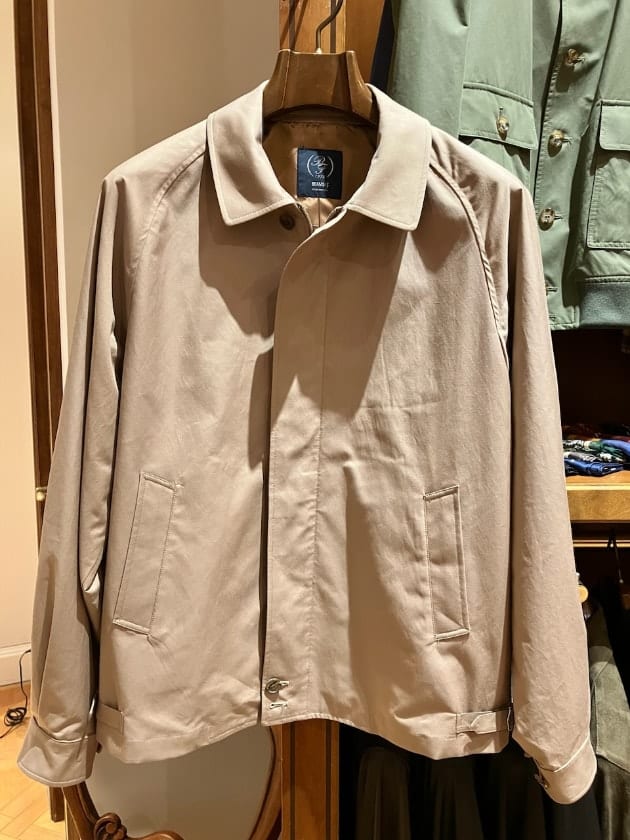 BEAMS F〉カジュアルでも品よく決めるスタッフ中野とハリントン