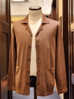 着用できる。ニットを。