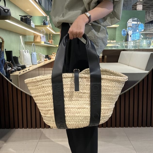 Chloé ラフィア製Summer Bananaトートバッグ の茶色 | Chloé JP