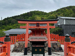 【お寺と腕時計】