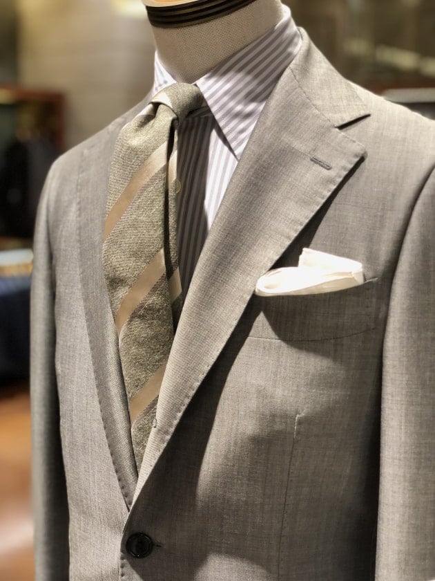 撥水性と防汚性の高い高級生地 DORMEUIL SUPER BRIO NANO FINISH