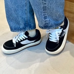 あの爆発的人気のシューズが戻ってきた！！