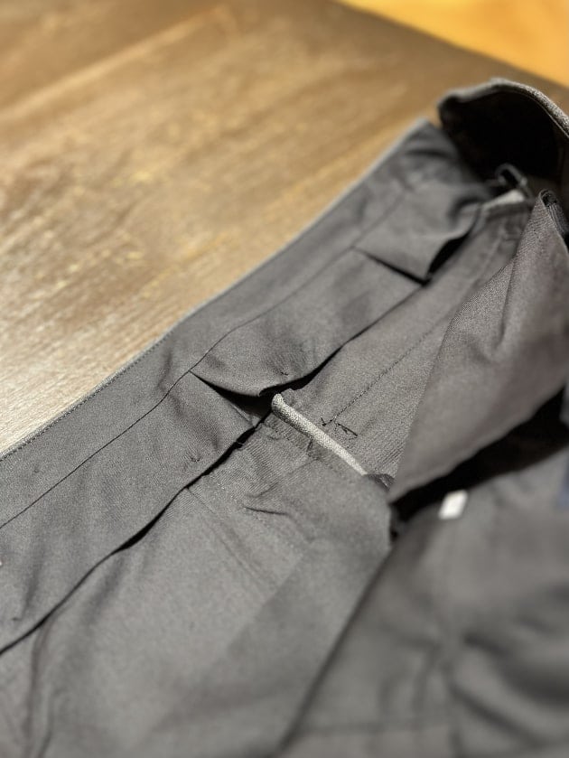BEAMS F CANONICO トロピカルウール スラックス ベーシックなアイテムは今のうちに。〈BEAMS F〉｜ビームス