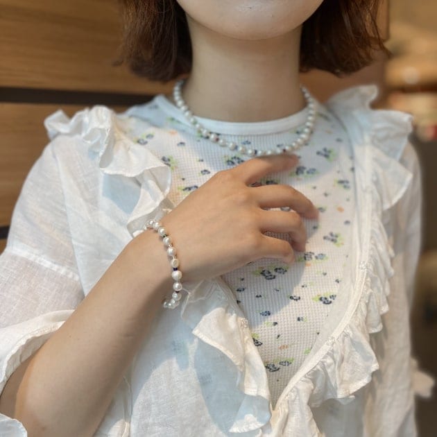 れ*ん様 希少美品 トロールビーズ 】デイジー 18金✖️シルバー 925 正規 楽天市場】トロールビーズ Trollbeads デイジーオブエイプリル (4月の