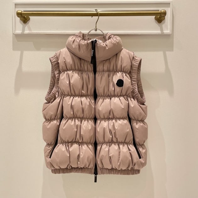 ◯MONCLER（モンクレール）◯レディース オススメダウンベスト◯｜ビームス ハウス なんば｜BEAMS