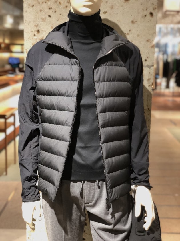 MONCLER＞ VIAUR × ＜SLOANE＞｜ビームス ハウス 丸の内｜BEAMS