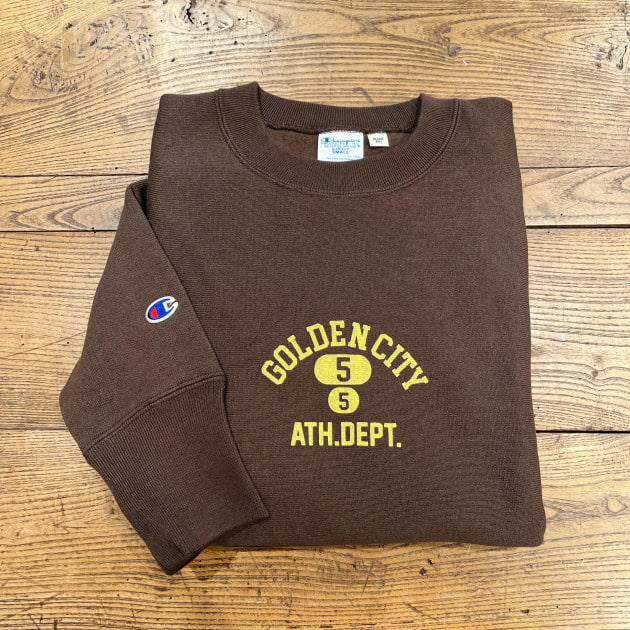 Champion〉別注、ミニロゴスウェット！｜ビームス ボーイ 原宿