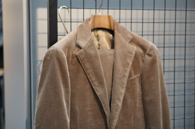 ビームスエフ ドゥカヴィスコンティ テーラードジャケット コーデュロイ 44 ビームスエフ ドゥカヴィスコンティ テーラードジャケット