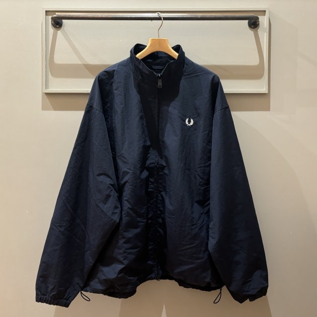 10/19(土)発売、別注FRED PERRY Shell jacket&Pants】｜ビームス