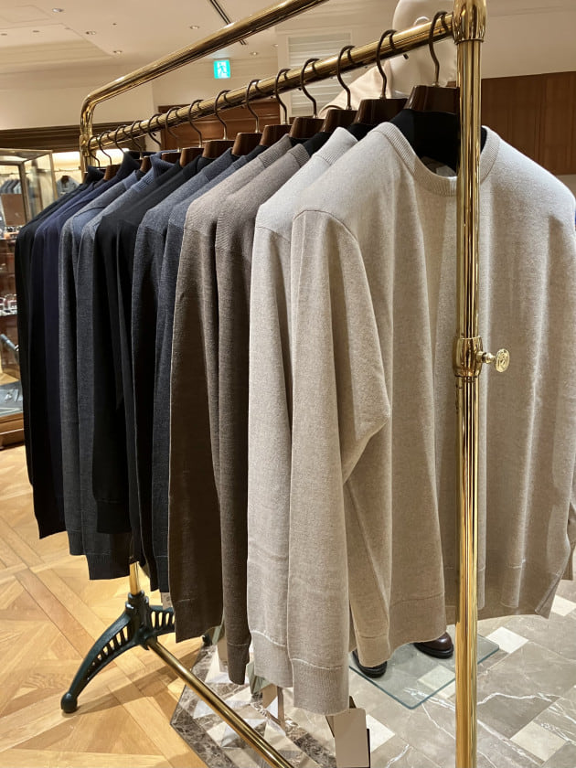 JOHN SMEDLEY〉六本木だけのMORE VARIATION 始まります