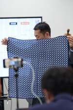 BEAMS F(ビームスF)【別注】BUNNEY / シルバー+イエロー BEAMS F(ビームスF)【別注】BUNNEY / シルバー+イエロー