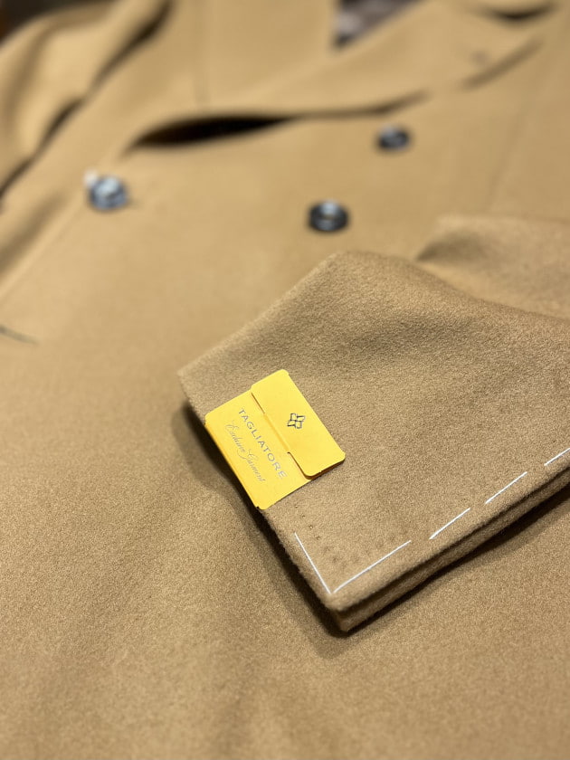 コートの幅、広げてみてはいかがでしょうか。〈TAGLIATORE〉｜ビームス