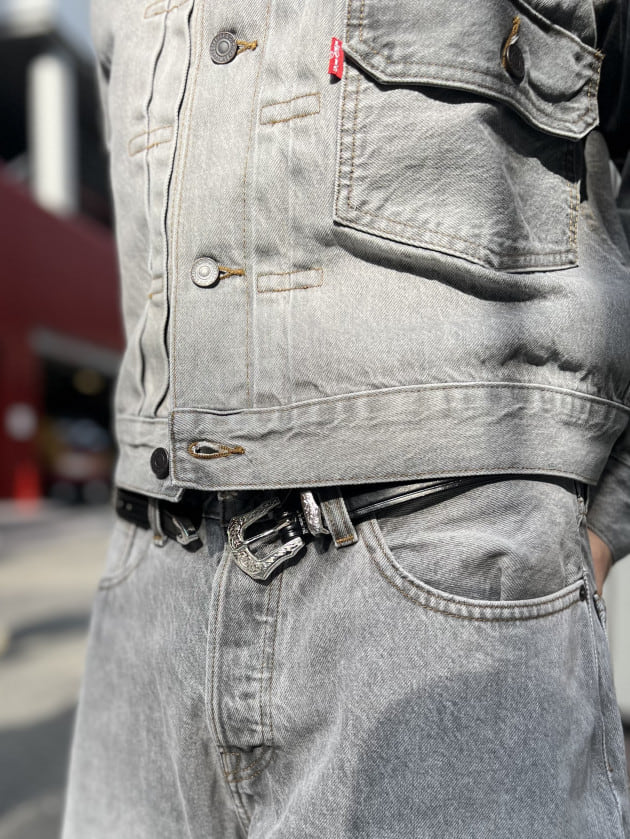 LEVI'S®︎ × BEAMS】『SUPER WIDE COLLECTION』BLACK｜ビームス