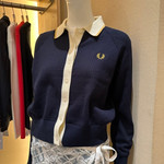 今回は店頭でも大人気なFRED PERRY の TRACK JACKETのご紹介です！