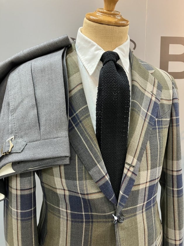 BEAMS F〉BEAMSらしい？大柄のタータンチェックジャケットを