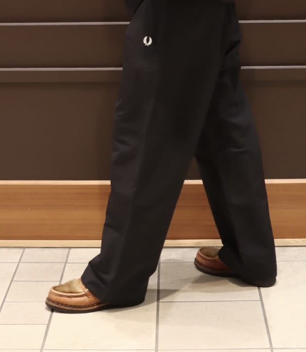 本日発売！待望のブラックカラーが登場！！【 別注 FRED PERRY