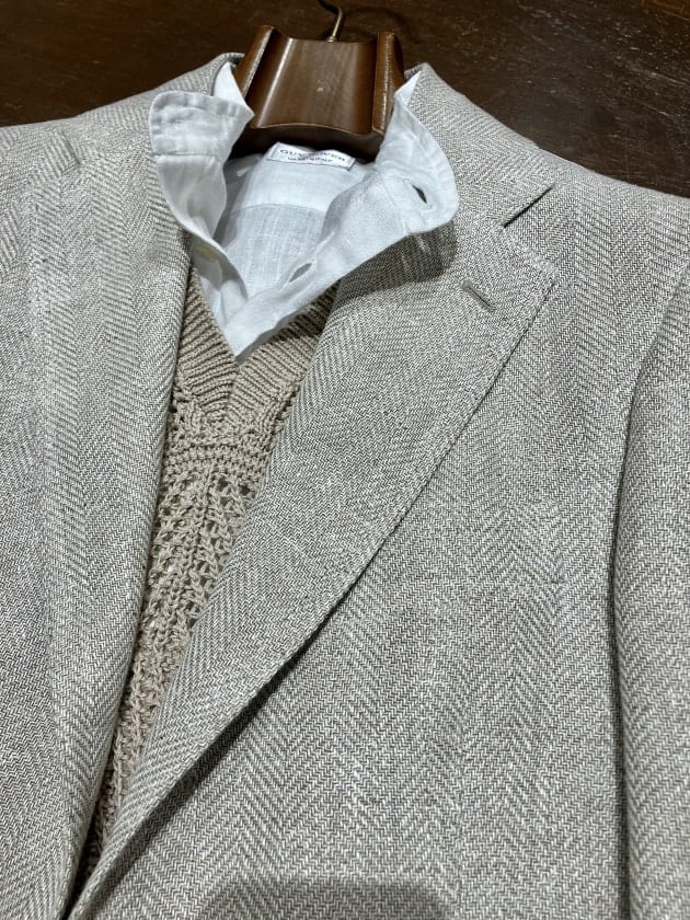 Stile Latino〉国内ではBEAMSのみのヘリンボーンジャケットを
