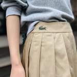 ソリッドで登場！〈LACOSTE〉プリーツスカート！