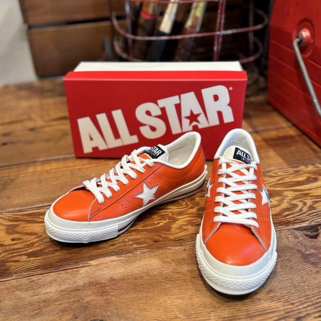 4/18発売〈CONVERSE〉ONE STAR J ORANGE!!!