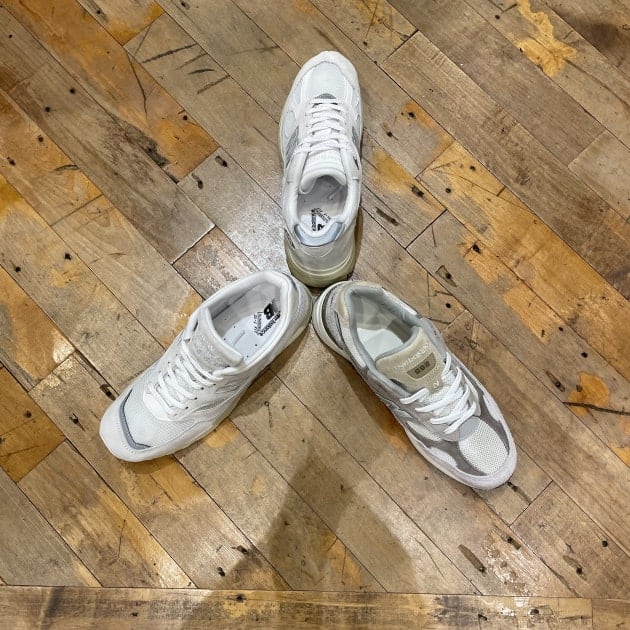 温かみのあるニューカラー！New Balance U992 "MOONROCK/MUSHROOM"