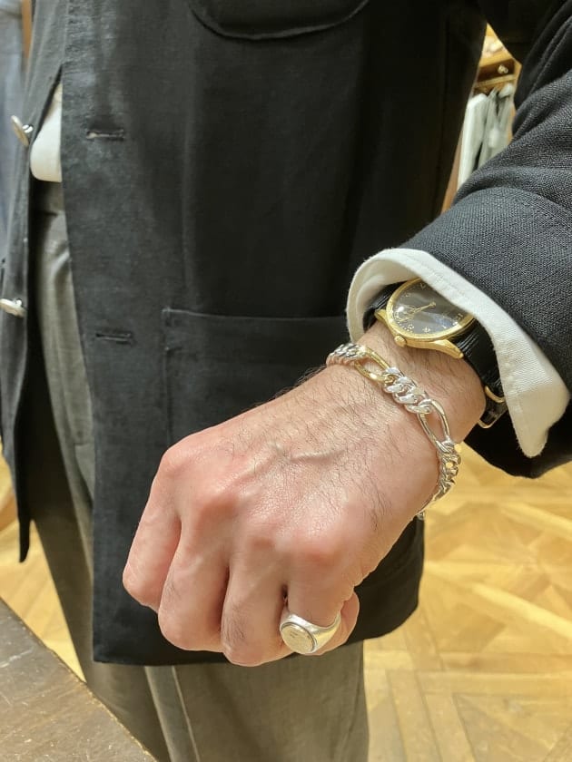 〈BUNNEY〉フィガロチェーンブレスレットはいかがでしょうか？