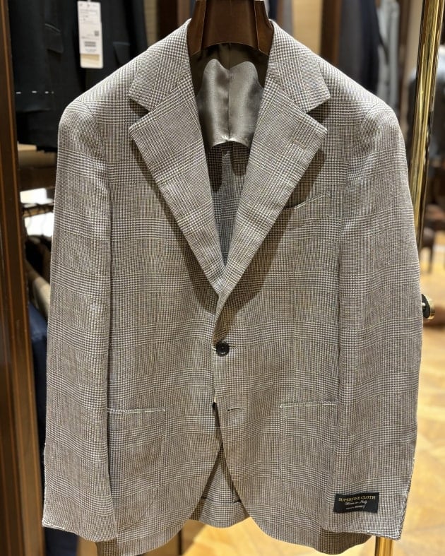 グレンチェックのジャケット。〈BEAMS F〉