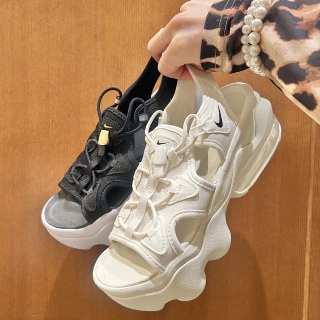 ♡可愛い&履きやすい！夏のお供にNIKEのKOKOサンダル♡