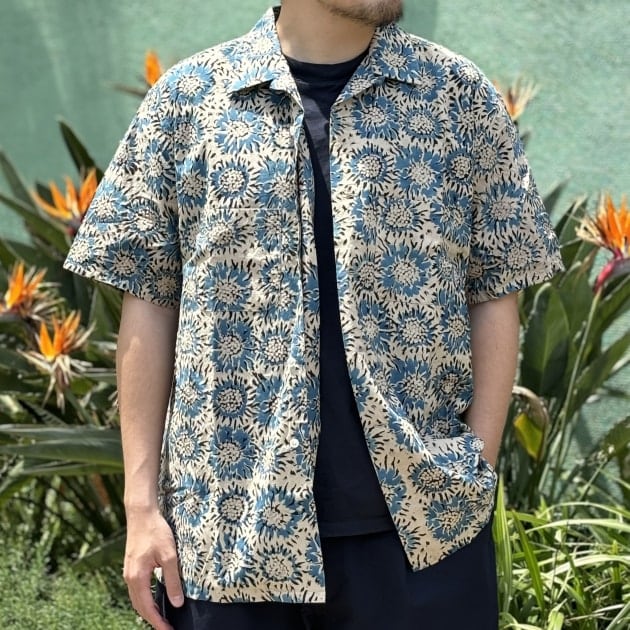 Open Collar Block Print Sun Flower