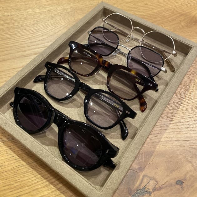 SUNGLASSES with ASHIKI