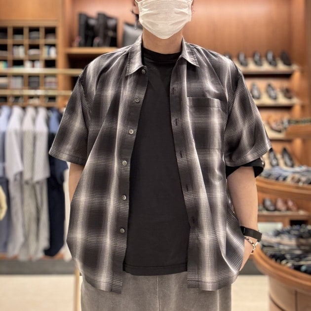 シャツ
