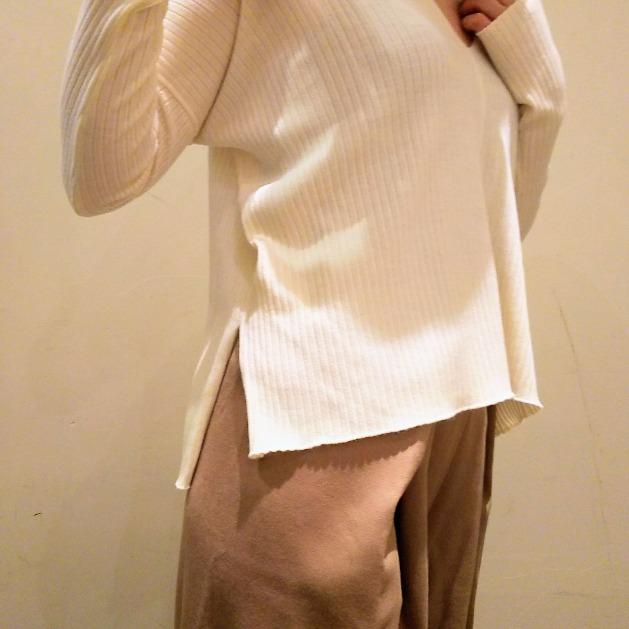 万能ニット&フレアーパンツ｜ビームス ハウス 梅田｜BEAMS