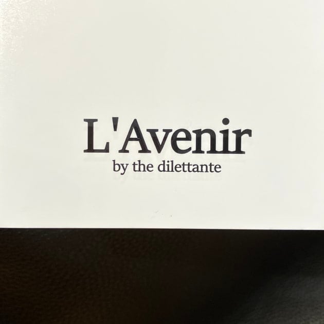 最近人気のトートバッグ〈L’Avenir〉