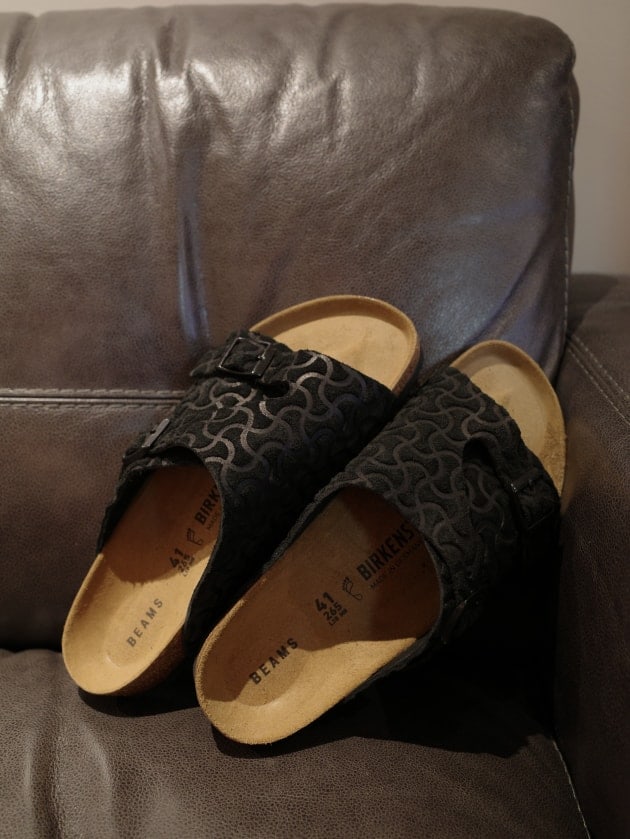 ビームス ライフ 横浜スタッフ 永井が選ぶ、2025年マストバイサンダル【別注】〈 BIRKENSTOCK 〉 Zurich BONE PATTERN BLACK