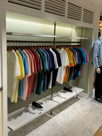 彩り豊かなポロシャツコーナー