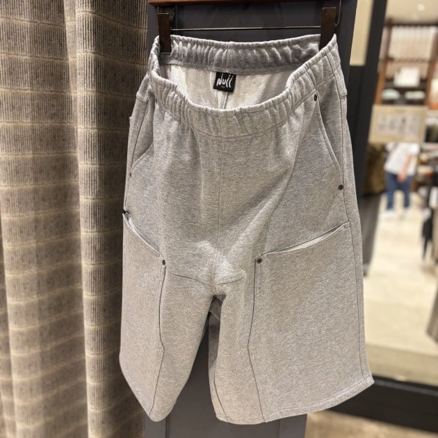 ショートパンツ