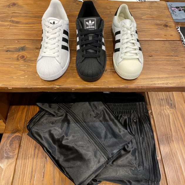 【BEAMS別注】adidas Originals「SUPERSTAR II」– アイコニックを遊ぶ特別な一足