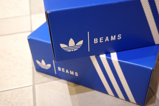 本日発売！SUPERSTAR II WHITE& BLACK 【別注　adidas 】