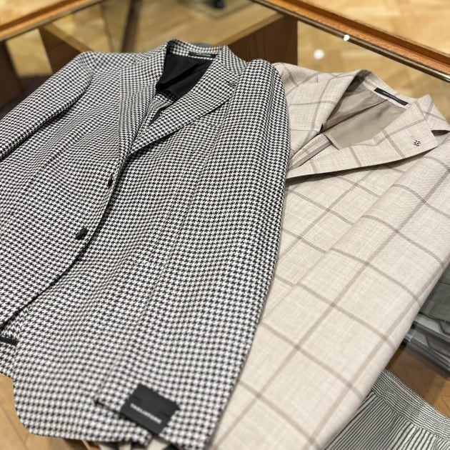 〈TAGLIATORE〉から秋冬ジャケットが入荷